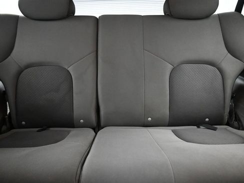 Used 2010 Nissan Xterra X AWD/4WD image 19