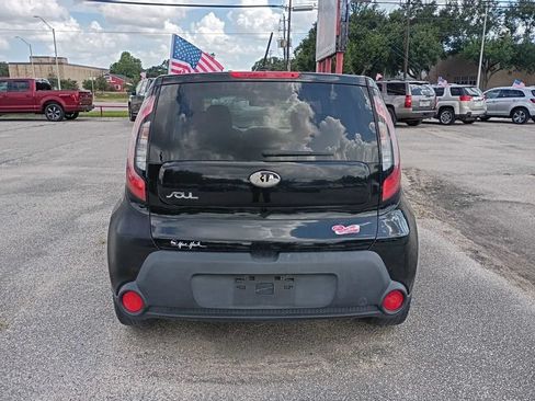 Used 2014 Kia Soul FWD image 4