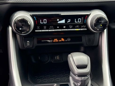 Used 2024 Toyota RAV4 LE image 24