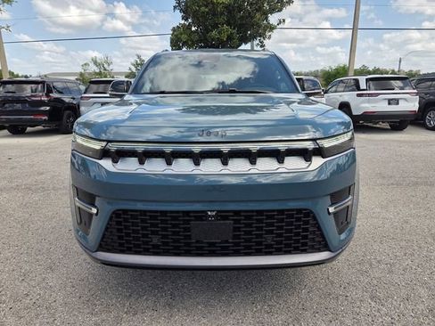 New 2026 Jeep Grand Wagoneer 2WD image 18