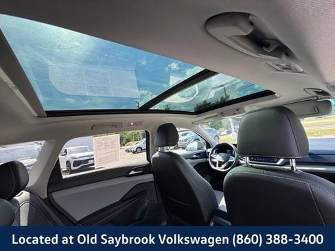 Certified 2023 Volkswagen Taos SE w/ Panoramic Sunroof Package AWD/4WD image 23