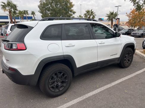 Used 2022 Jeep Cherokee Trailhawk w/ Comfort/Convenience Group image 13