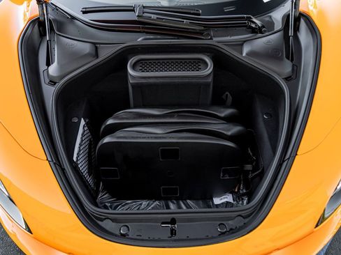 Used 2026 McLaren 750S Spider image 27