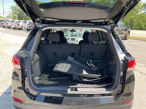 Used 2024 Chevrolet Equinox LS w/ LS Convenience Package FWD image 17