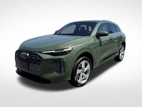 Certified 2025 Audi Q5 Premium w/ Premium Plus AWD/4WD image 6