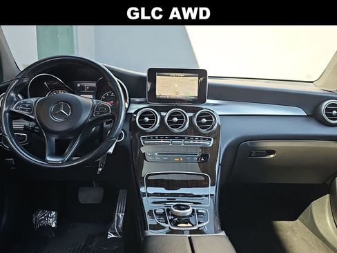 Used 2017 Mercedes-Benz GLC 300 4MATIC image 14