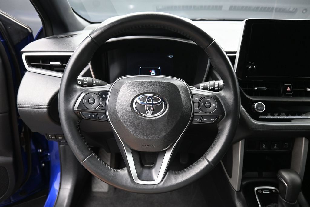Used 2024 Toyota Corolla Cross AWD Hybrid w/ Convenience Package image 15