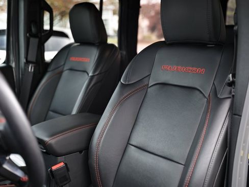 Used 2021 Jeep Wrangler Unlimited Rubicon w/ Dual Top Group image 21