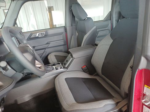 New 2025 Ford Bronco 4-Door w/ Sasquatch Package image 10