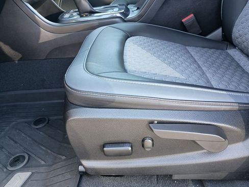 Used 2022 Chevrolet Colorado Z71 image 18