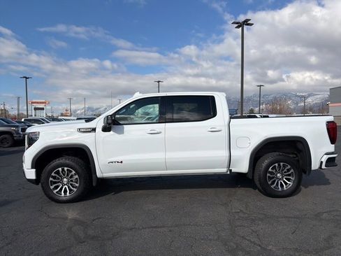 Used 2023 GMC Sierra 1500 AT4 image 14