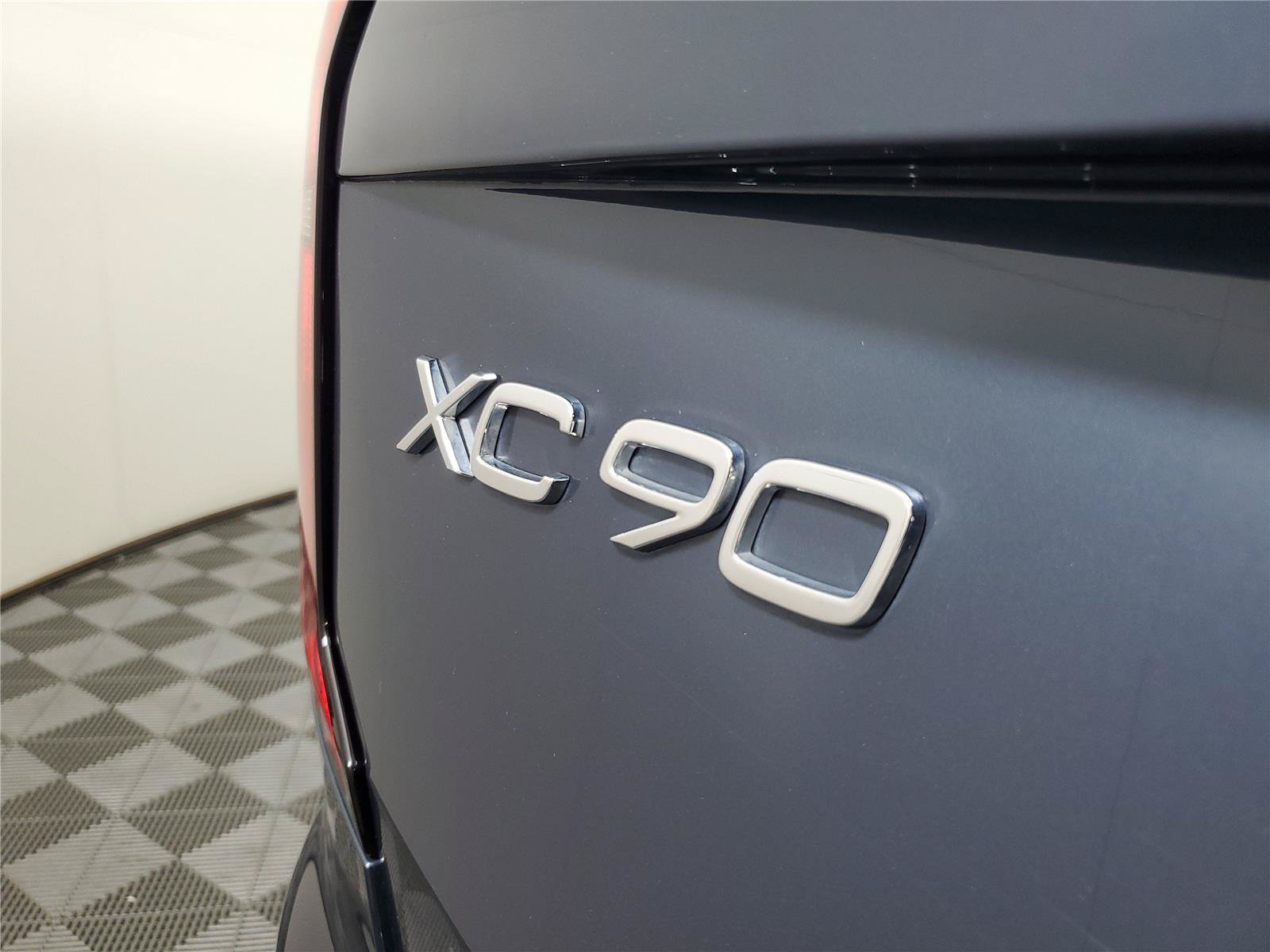 Certified 2026 Volvo XC90 B6 Plus AWD/4WD image 6