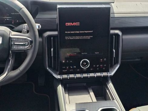 New 2026 GMC Acadia AT4 w/ Luxury Package AWD/4WD image 15