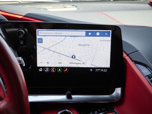 Used 2020 Chevrolet Corvette Stingray Preferred Cpe w/ 2LT Preferred Equipment Group RWD image 24