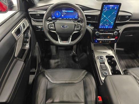 Used 2023 Ford Explorer ST w/ Equipment Group 401A AWD/4WD image 4