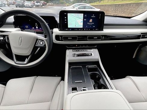 New 2025 Lincoln Aviator Reserve w/ Equipment Group 201A image 5