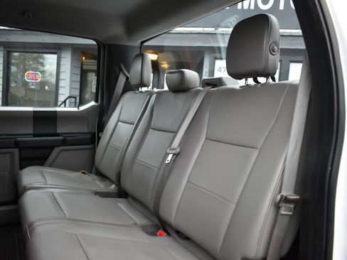 Used 2018 Ford F250 XL w/ Power Equipment Group image 27