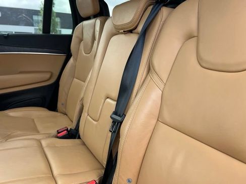 Used 2024 Volvo XC90 B6 Ultimate w/ Protection Package Premier AWD/4WD image 33