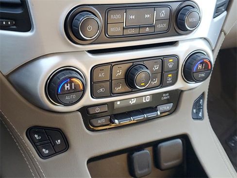 Certified 2019 GMC Yukon SLT w/ Open Road Package image 30