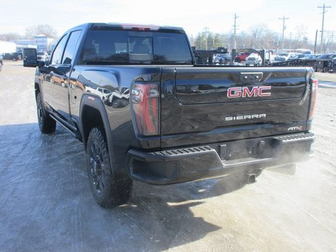 New 2026 GMC Sierra 2500 AT4 w/ AT4 Premium Plus Package image 9