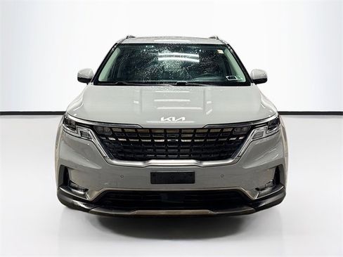 Used 2024 Kia Carnival SX Prestige image 2