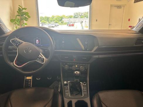 Used 2023 Volkswagen Jetta GLI Autobahn FWD image 8
