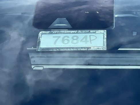 Used 2022 Chevrolet Colorado LT w/ Fleet Safety Package image 31