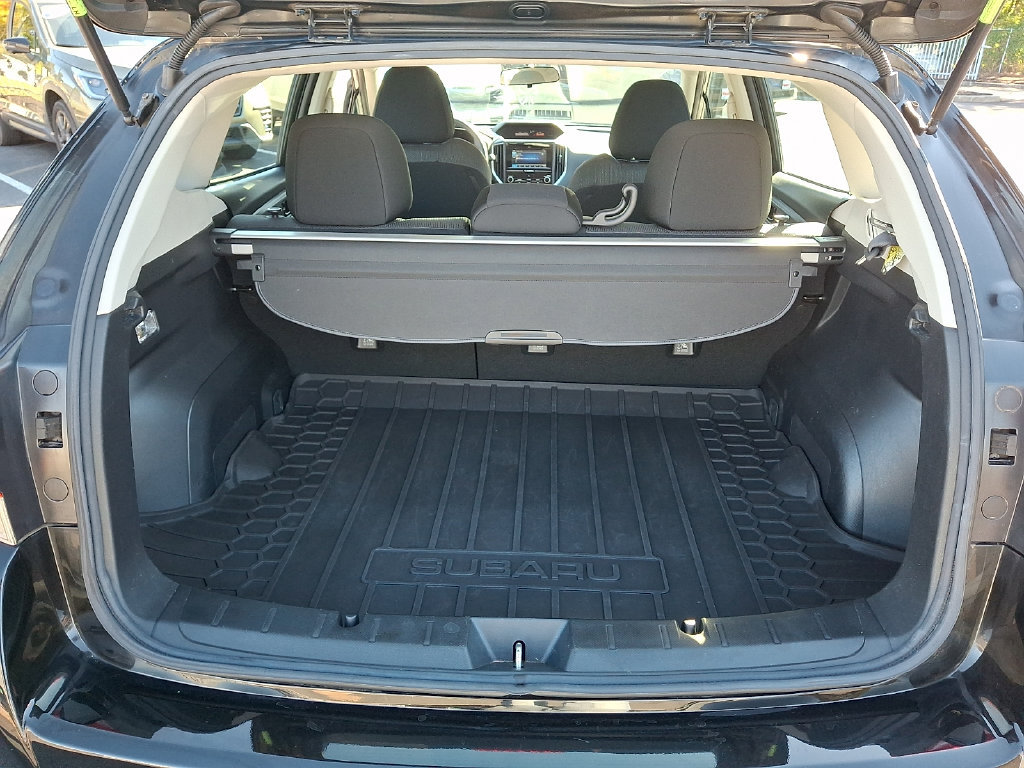 Used 2018 Subaru Impreza 2.0i Premium w/ Eyesight & BSD & Rcta AWD/4WD image 27