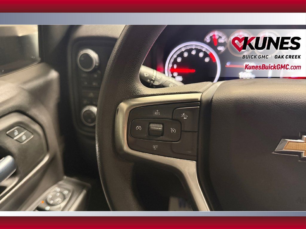 Used 2021 Chevrolet Silverado 1500 Custom w/ Custom Max Trailering Package AWD/4WD image 17
