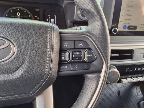 Certified 2025 Toyota 4Runner SR5 RWD image 21