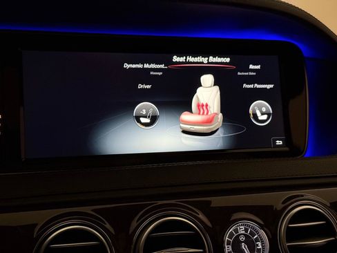 Used 2017 Mercedes-Benz S 550 4MATIC Sedan image 35