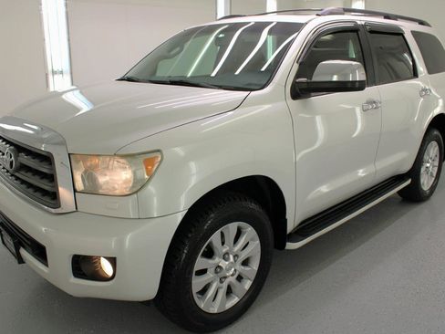 Used 2008 Toyota Sequoia Platinum image 5