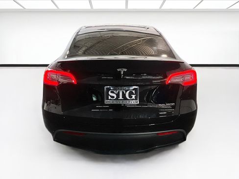 Used 2023 Tesla Model Y Performance AWD/4WD image 5