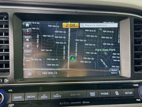 Used 2018 Hyundai Elantra Limited w/ Limited Ultimate Package 02 FWD image 14
