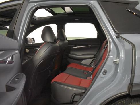 Used 2023 INFINITI QX50 Sport AWD/4WD image 32