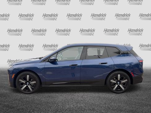 Certified 2024 BMW iX xDrive50 w/ Premium Package AWD/4WD image 7