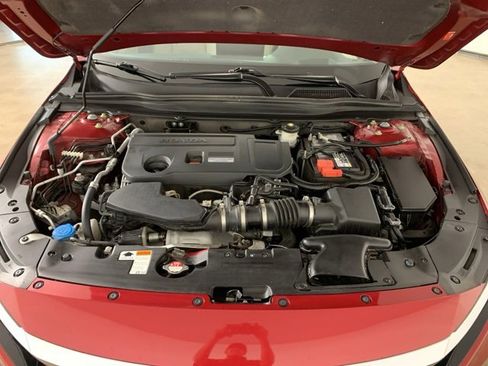 Used 2020 Honda Accord Touring image 41