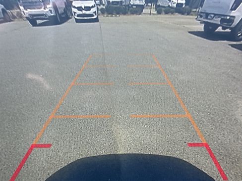 Used 2025 Chevrolet Equinox LT FWD image 30