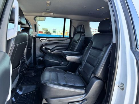 Used 2018 GMC Yukon XL Denali image 11