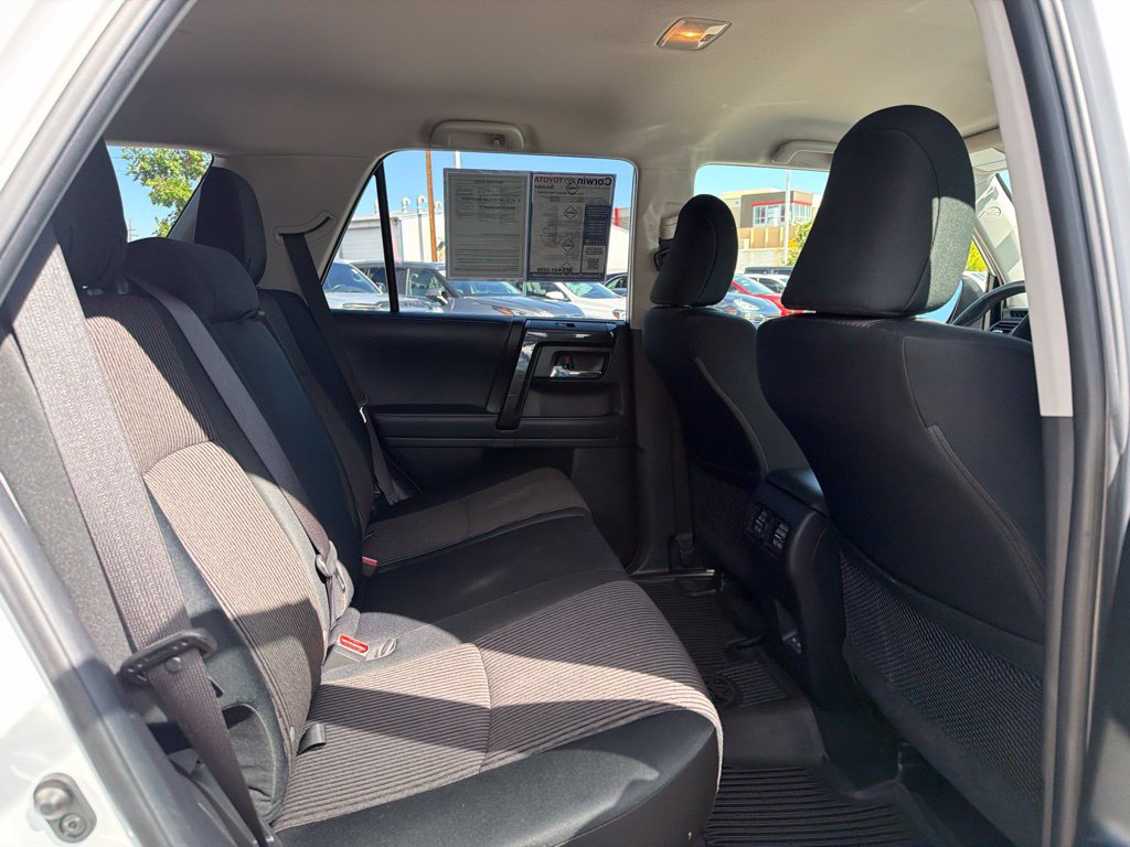 Used 2024 Toyota 4Runner TRD Off-Road AWD/4WD image 15