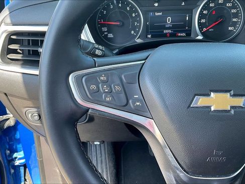 Used 2024 Chevrolet Equinox LT AWD/4WD image 11
