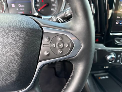 Used 2023 Chevrolet Traverse RS AWD/4WD image 22
