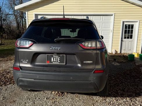 Used 2021 Jeep Cherokee Latitude Plus image 6