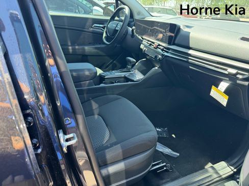 New 2026 Kia Sportage LX FWD image 20