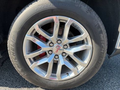 Used 2021 GMC Sierra 1500 SLT AWD/4WD image 30