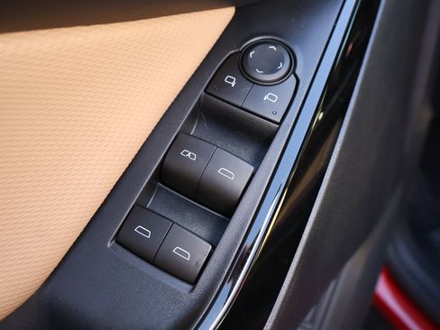 New 2026 Chevrolet Equinox ACTIV w/ Convenience Package III image 8