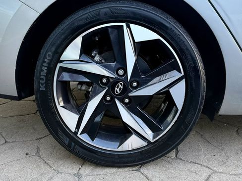 Used 2021 Hyundai Elantra Limited w/ Cargo Package FWD image 48