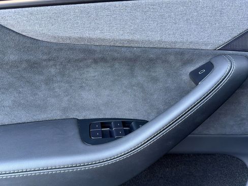 Used 2026 Tesla Model Y 2WD image 12