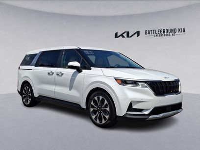 Certified 2024 Kia Carnival EX