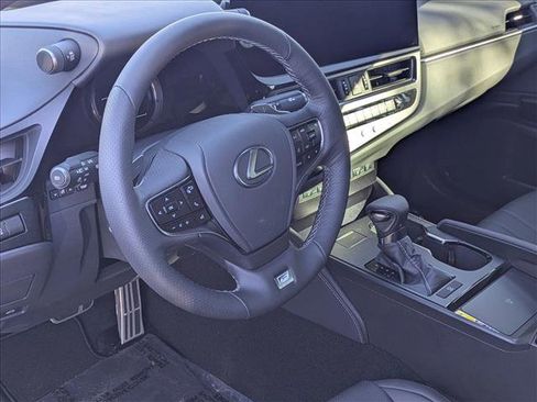 New 2025 Lexus ES 350 F Sport image 3